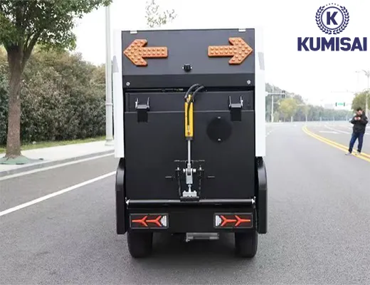 Xe quét rác ngồi lái Kumisai KMS - 1000L - 8